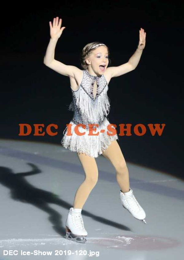 DEC Ice-Show 2019-120.jpg