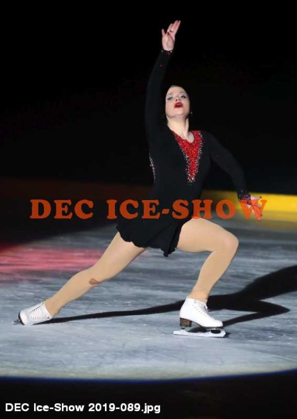 DEC Ice-Show 2019-089.jpg