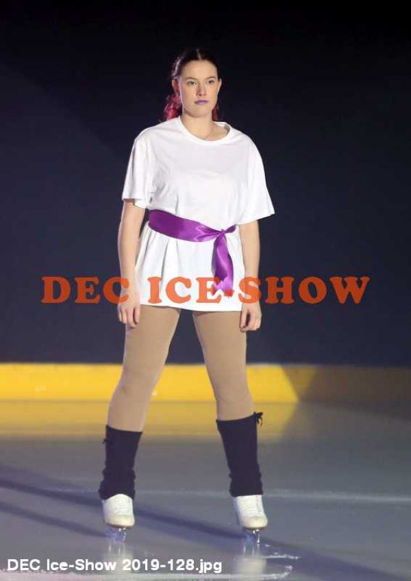 DEC Ice-Show 2019-128.jpg