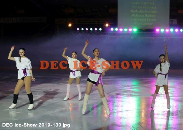 DEC Ice-Show 2019-130.jpg