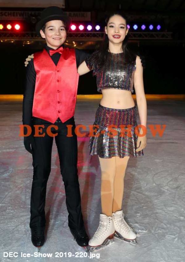 DEC Ice-Show 2019-220.jpg