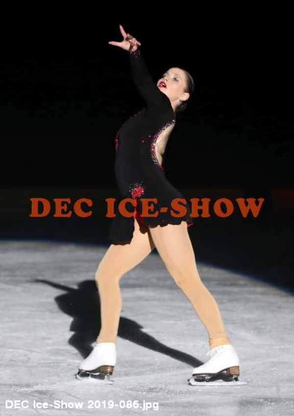 DEC Ice-Show 2019-086.jpg