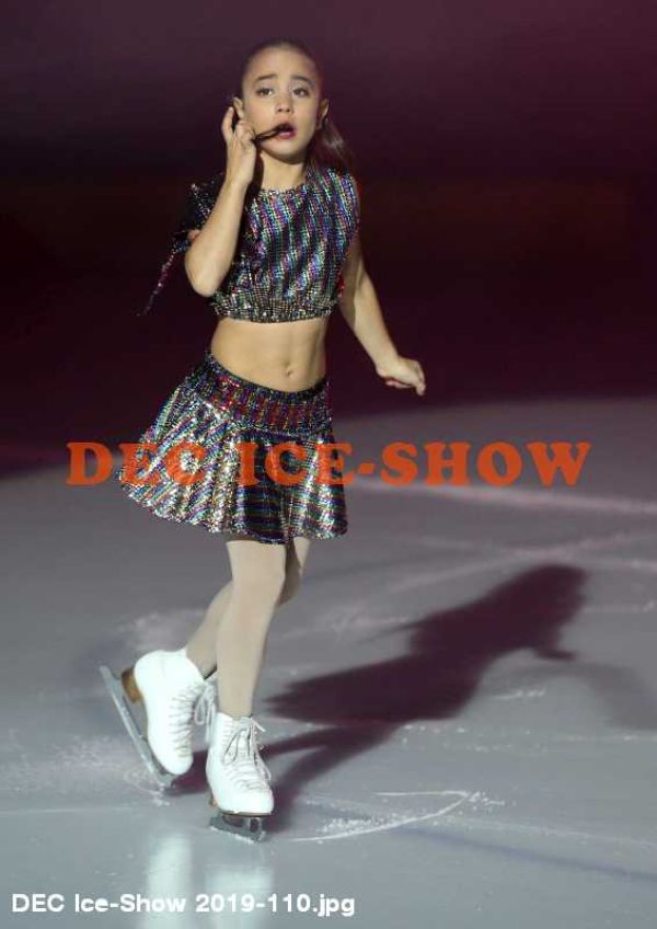 DEC Ice-Show 2019-110.jpg