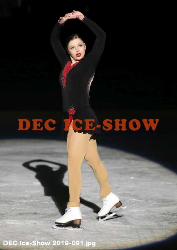 DEC Ice-Show 2019-091.jpg