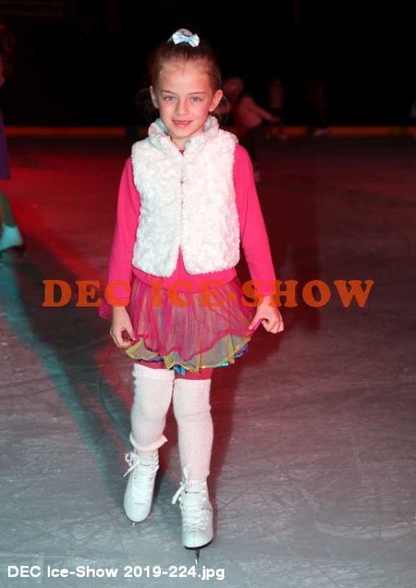 DEC Ice-Show 2019-224.jpg