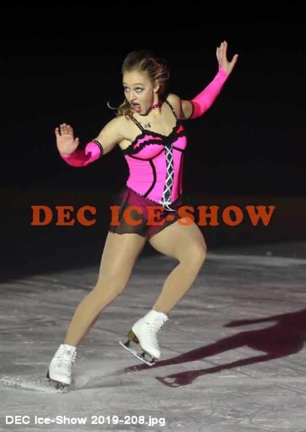 DEC Ice-Show 2019-208.jpg