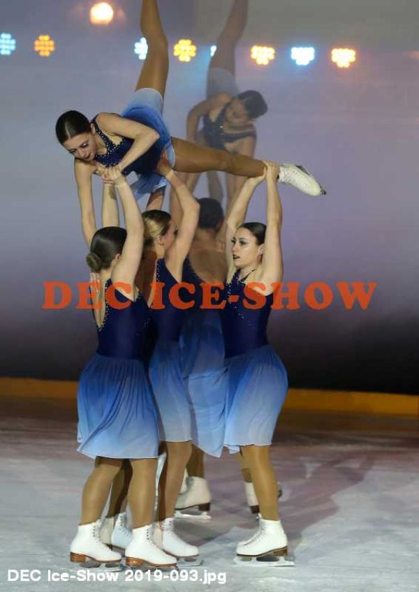 DEC Ice-Show 2019-093.jpg