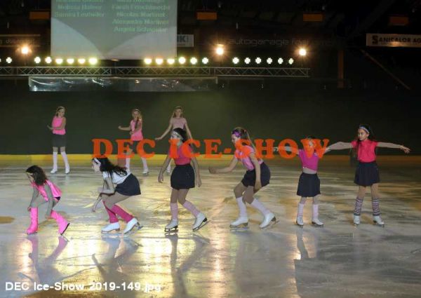 DEC Ice-Show 2019-149.jpg