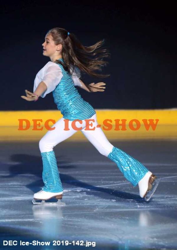 DEC Ice-Show 2019-142.jpg