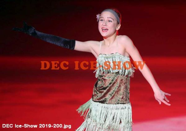 DEC Ice-Show 2019-200.jpg